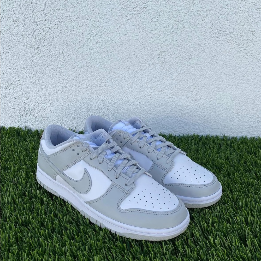 Nike dunk women’s size 8 - brand new with box!